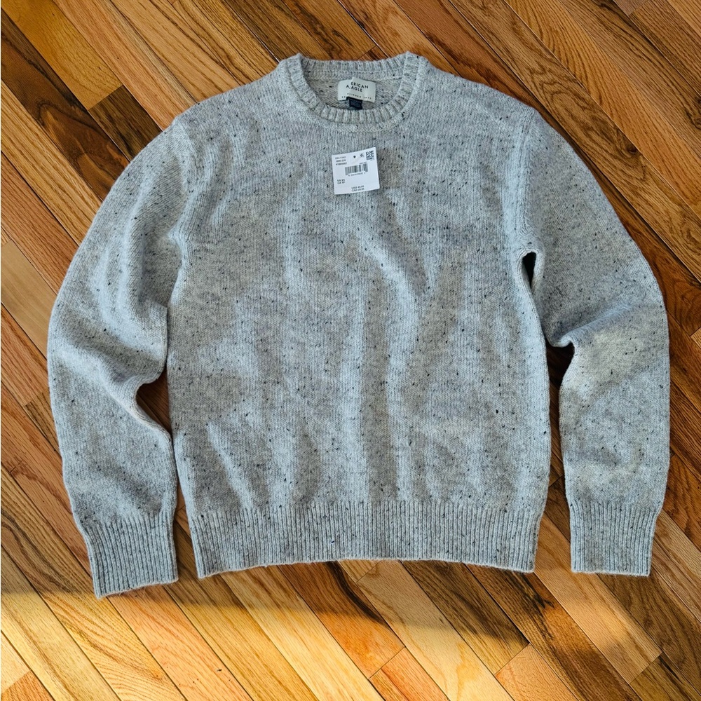 American Eagle Sweater Gray Sz XS Woman’s/ Unisex NWT